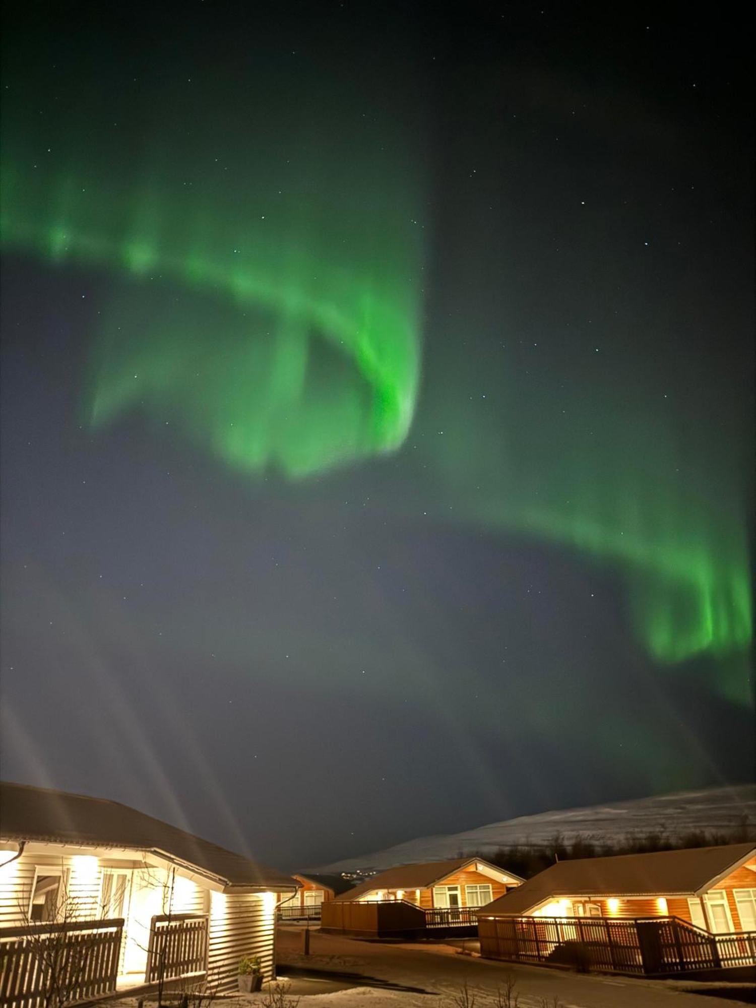 Hotel Kjarnalundur- Aurora Dream - Lodges And Rooms Akureyri Exterior foto